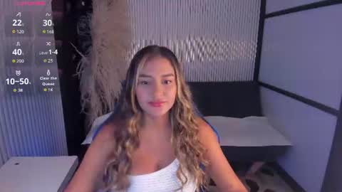 Snapshot of sophiewatson_ chatting on 06-21-26, 11:40 sophiewatson_ online show from 06-21-26, 11:40