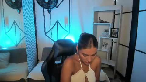 Snapshot of sophiewatson_ chatting on 07-02-26, 12:55 sophiewatson_ online show from 07-02-26, 12:55