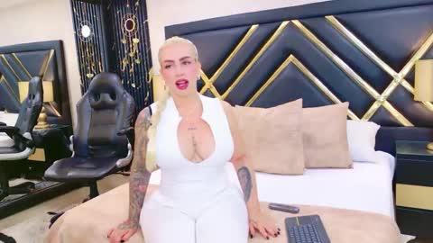 SophieWinslow online show from 05-01-26, 12:10