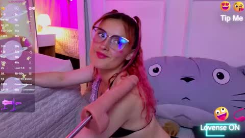 Snapshot of sophiiaamiller chatting on 09-12-25, 04:34 Sophia online show from 09-12-25, 04:34