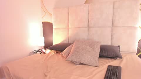 Snapshot of sophiie_rosee chatting on 07-06-26, 07:38 sophiie_rosee online show from 07-06-26, 07:38