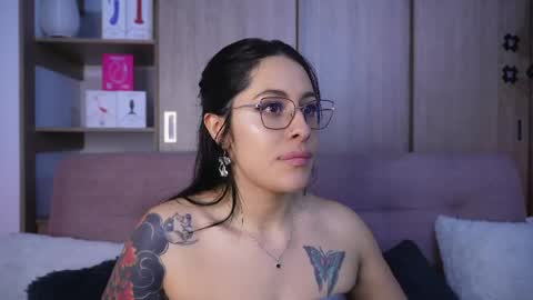 Sophiie online show from 04-20-26, 04:04