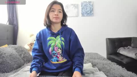 sorayalane online show from 10-12-25, 04:28