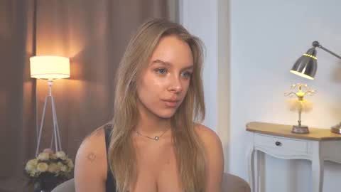 Snapshot of soulmatch chatting on 02-22-26, 01:09 Anna online show from 02-22-26, 01:09