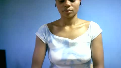 Snapshot of sourayaa chatting on 04-27-26, 06:00 sourayaa online show from 04-27-26, 06:00