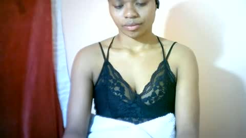 Snapshot of sourayaa chatting on 06-12-26, 06:56 sourayaa online show from 06-12-26, 06:56