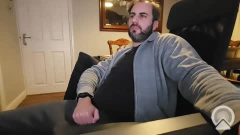 south_african_man_86 online show from 02-09-25, 11:15