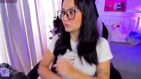 Lili online show from 09-12-25, 09:37