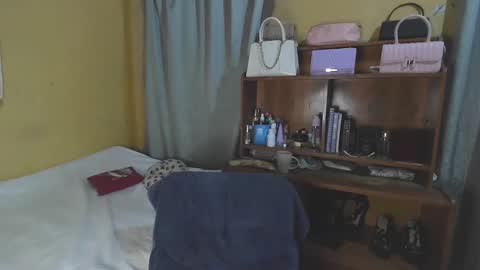 Miauhg online show from 01-20-25, 07:36