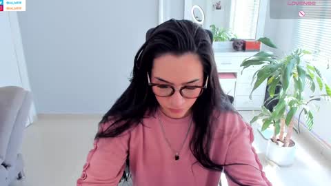 Luisa    online show from 01-12-25, 03:25
