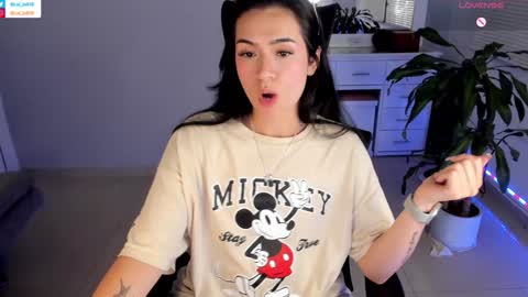 Luisa    online show from 01-17-25, 03:23
