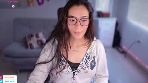 Luisa    online show from 03-09-25, 09:36
