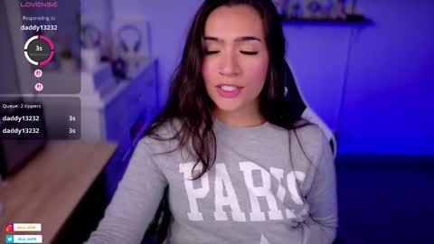 Luisa    online show from 10-21-25, 07:36