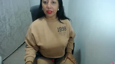 Snapshot of soyelena46 chatting on 04-22-26, 11:34 soy Elena online show from 04-22-26, 11:34