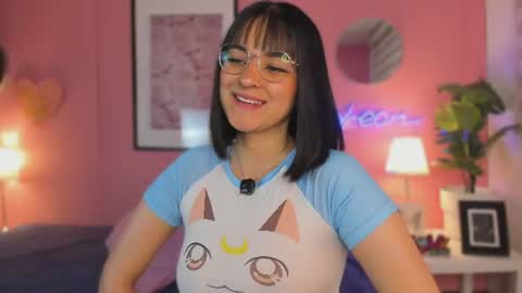 Snapshot of soysaraa_ chatting on 07-10-26, 05:45 Aleja online show from 07-10-26, 05:45