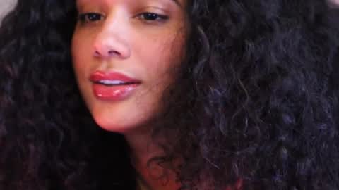 Snapshot of soytropicalfruit chatting on 12-16-24, 10:13 You want to talk to me more personal follow me in My Channel VIP 50 the discount online show from 12-16-24, 10:13