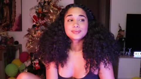 Snapshot of soytropicalfruit chatting on 12-24-24, 03:38 You want to talk to me more personal follow me in My Channel VIP 50 the discount online show from 12-24-24, 03:38