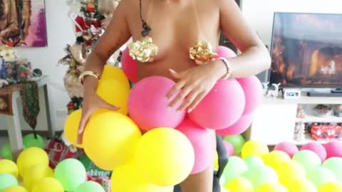 Snapshot of soytropicalfruit chatting on 12-24-24, 07:55 You want to talk to me more personal follow me in My Channel VIP 50 the discount online show from 12-24-24, 07:55