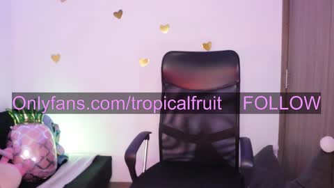 Snapshot of soytropicalfruit chatting on 01-20-25, 07:36 You want to talk to me more personal follow me in My Channel VIP 50 the discount online show from 01-20-25, 07:36
