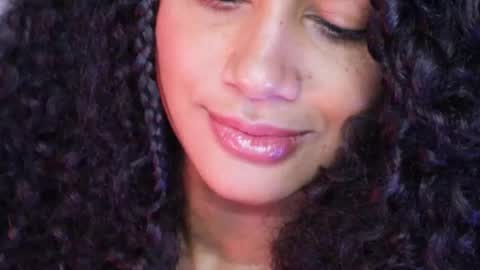 Snapshot of soytropicalfruit chatting on 01-21-25, 07:26 You want to talk to me more personal follow me in My Channel VIP 50 the discount online show from 01-21-25, 07:26