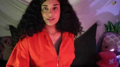 Snapshot of soytropicalfruit chatting on 03-09-25, 06:17 You want to talk to me more personal follow me in My Channel VIP 50 the discount online show from 03-09-25, 06:17