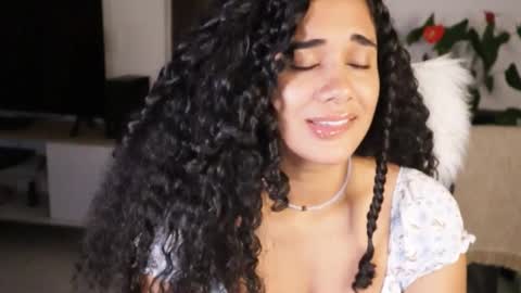 Snapshot of soytropicalfruit chatting on 09-25-25, 11:41 You want to talk to me more personal follow me in My Channel VIP 50 the discount online show from 09-25-25, 11:41