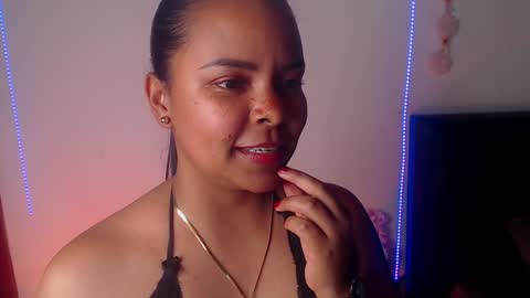 Snapshot of soytucolor chatting on 12-13-24, 01:15 Paula  add me on snap online show from 12-13-24, 01:15
