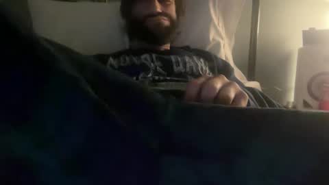 Snapshot of spacecase843 chatting on 01-30-25, 11:22 TrndSettrz online show from 01-30-25, 11:22