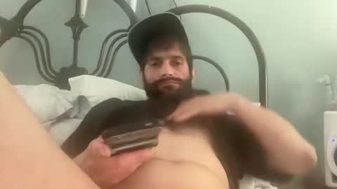 Snapshot of spacecase843 chatting on 03-02-25, 06:19 TrndSettrz online show from 03-02-25, 06:19