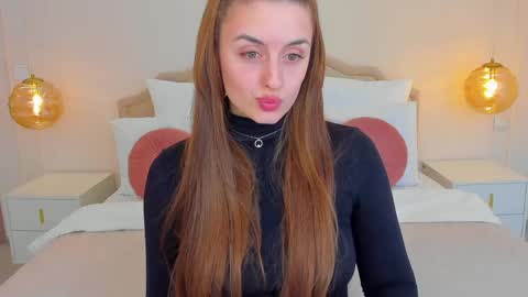 Snapshot of spacelady_ chatting on 03-14-26, 05:51 Julia online show from 03-14-26, 05:51
