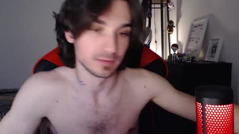 Snapshot of spangy19 chatting on 12-14-24, 03:51 Anthony online show from 12-14-24, 03:51