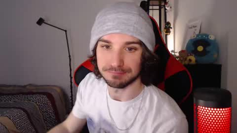 Snapshot of spangy19 chatting on 01-03-25, 02:32 Anthony online show from 01-03-25, 02:32