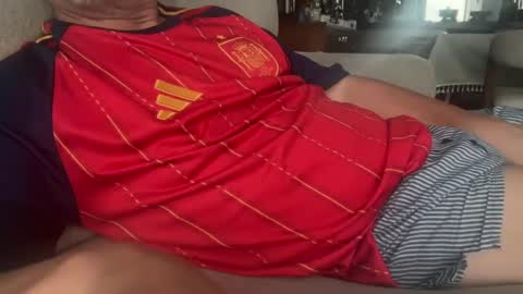 Snapshot of spanishcheerfulprincess chatting on 07-20-26, 12:47 spanishcheerfulprincess online show from 07-20-26, 12:47