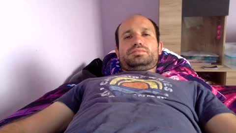 Snapshot of sparei7 chatting on 06-29-26, 03:34 Snaiky online show from 06-29-26, 03:34