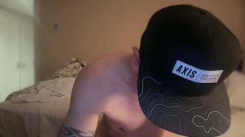 Snapshot of sparker1169 chatting on 12-31-24, 09:31 Dad online show from 12-31-24, 09:31