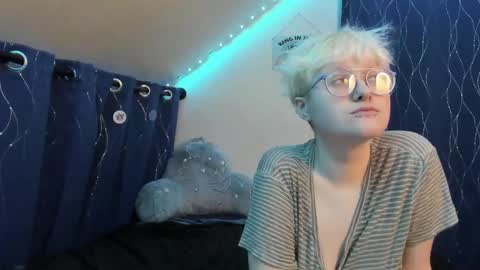 Atticus Pendragon online show from 12-04-25, 01:15