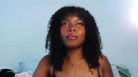 Soleil online show from 10-15-25, 07:25