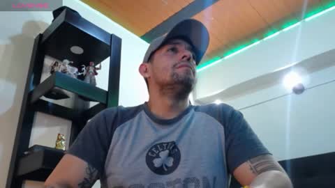 Snapshot of spartacus_cam chatting on 12-23-24, 06:00 online show from 12-23-24, 06:00