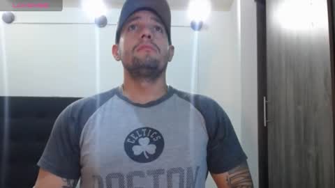 Snapshot of spartacus_cam chatting on 12-23-24, 09:05 online show from 12-23-24, 09:05