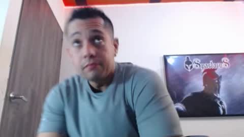 Snapshot of spartacus_cam chatting on 09-15-25, 05:07 online show from 09-15-25, 05:07