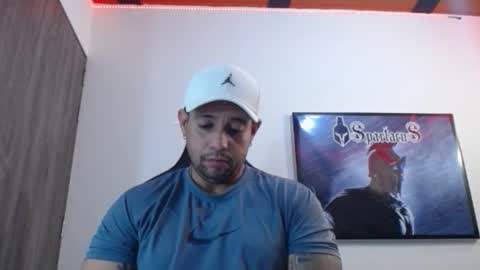 Snapshot of spartacus_cam chatting on 09-22-25, 05:20 online show from 09-22-25, 05:20