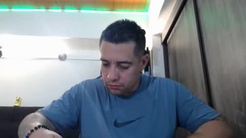     online show from 02-10-26, 04:38