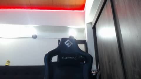     online show from 05-27-26, 05:26