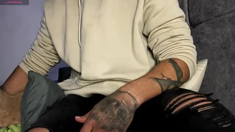 spartan_knight16 online show from 10-16-25, 10:33