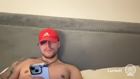 Snapshot of spartazzz chatting on 05-30-26, 03:03 spartazzz online show from 05-30-26, 03:03