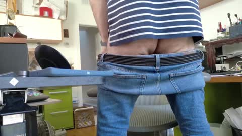 Snapshot of sparto1963 chatting on 01-12-25, 06:49 sparto1963 online show from 01-12-25, 06:49