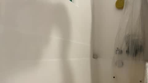 Snapshot of specialkayy06 chatting on 10-06-25, 10:45 Specialkayy online show from 10-06-25, 10:45