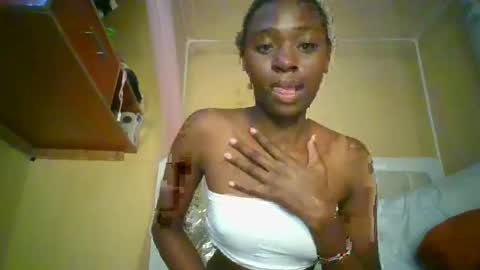 Snapshot of spicedebony13 chatting on 06-09-26, 06:30 spicedebony13 online show from 06-09-26, 06:30