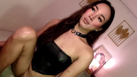 Snapshot of spicy_kinky chatting on 03-01-25, 09:26 Alora online show from 03-01-25, 09:26