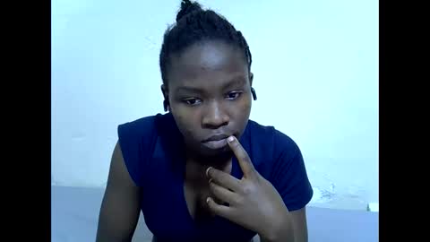 Snapshot of spicy_kittie chatting on 06-05-26, 07:47 Kittle online show from 06-05-26, 07:47